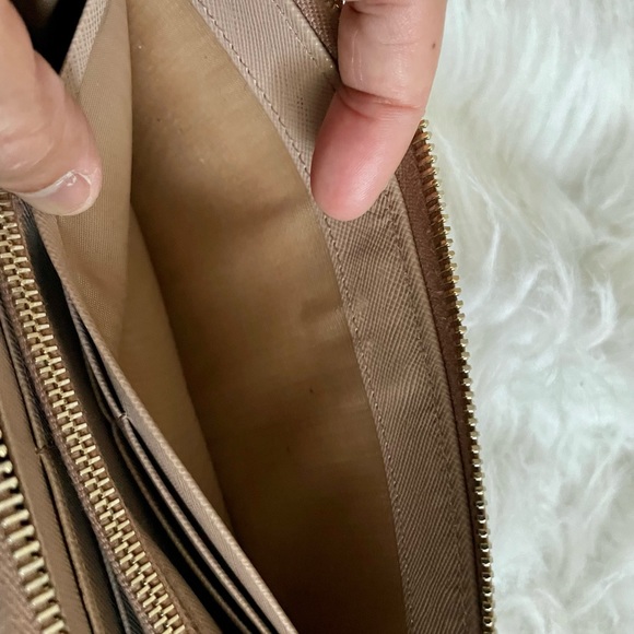 Authentic PRADA Milano long wallet🌸🌸🌸 - Picture 11 of 17